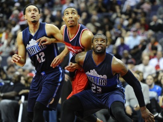 关于小牛负于奇才，卢卡斯得分失准的信息