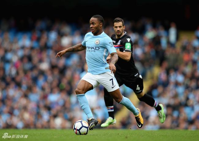 曼城主帅施以褒奖，球员表现出色