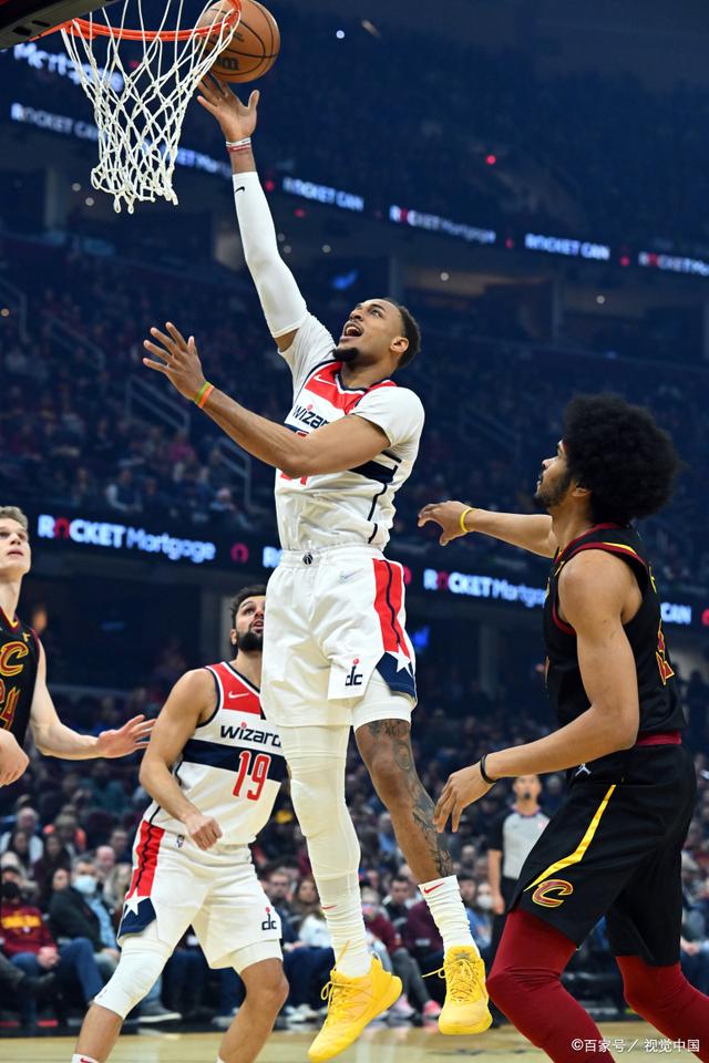 关于奇才队破解对手防守，展现出色发挥的信息