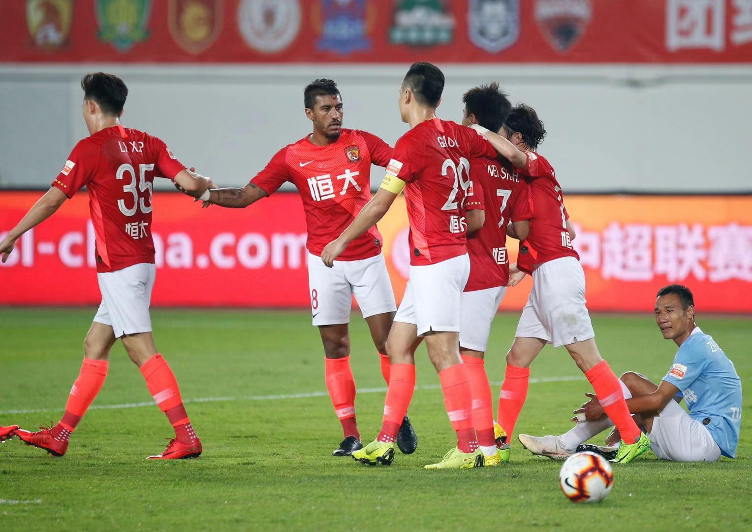 关于恒大主场小胜，开门红旗帜飘扬的信息