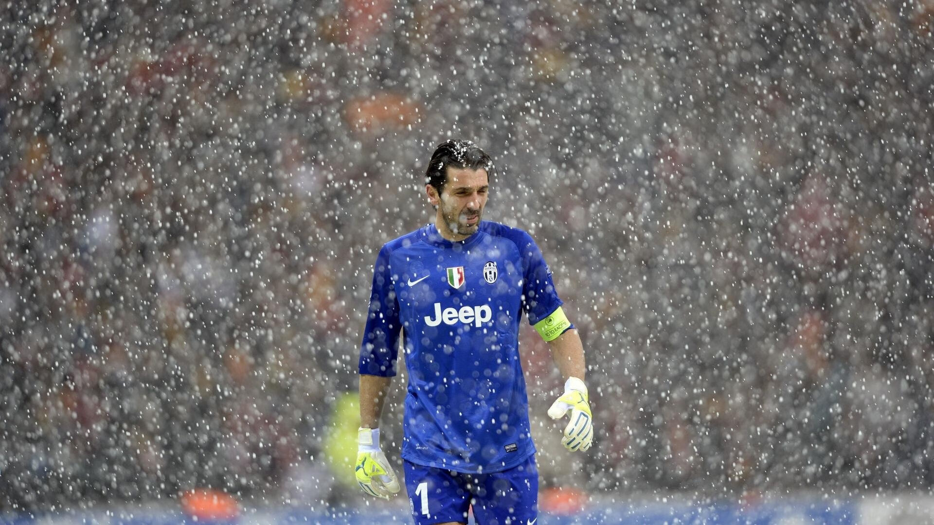 双星闪耀欧亚夜,迪马利亚德甲封神,巴萨沙特稳操胜券